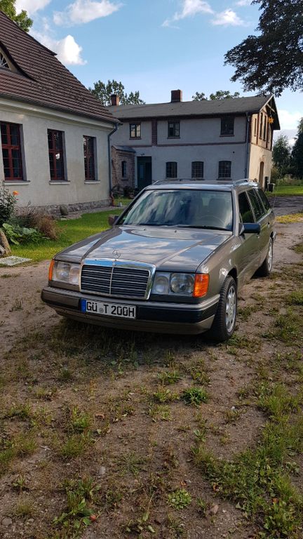 Bild des Angebotes Mercedes-Benz 200 TE W124/S124 Tüv, gut erhalten