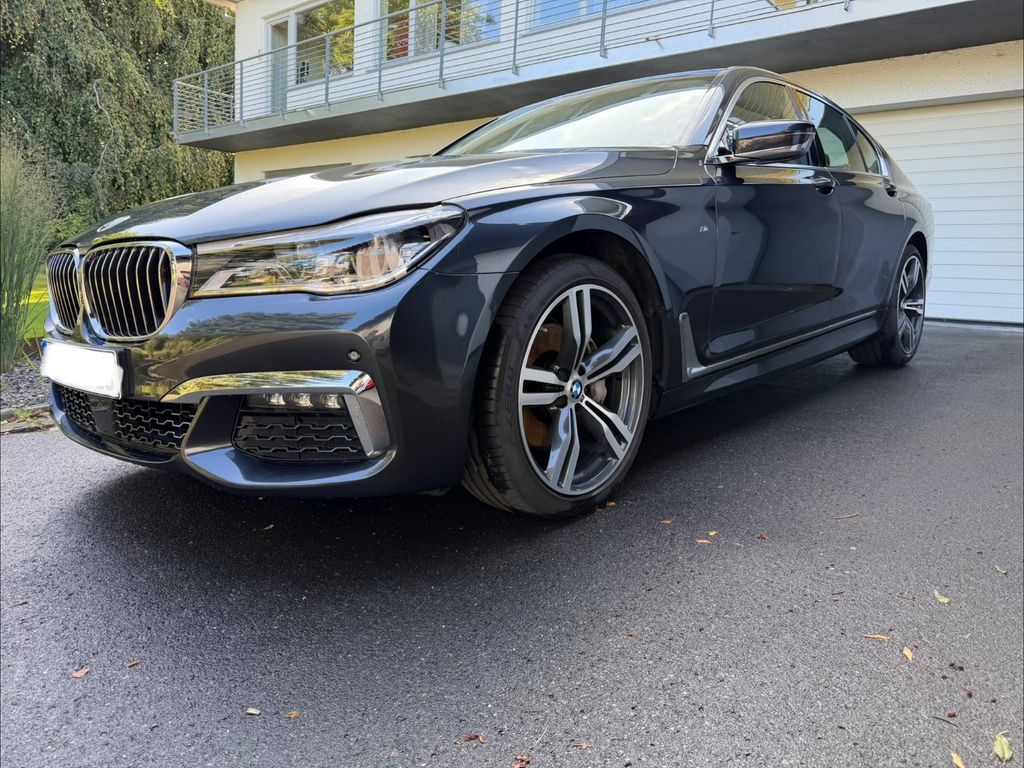 Bild des Angebotes BMW 730d - M Paket Singapur Grau