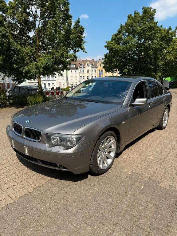 Bild des Angebotes BMW 745i A -