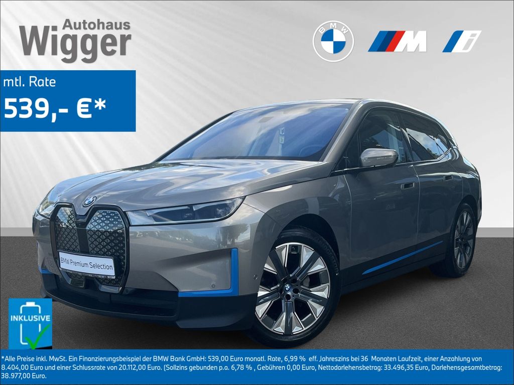Bild des Angebotes BMW iX xDrive 40/AHK/Navigation/Soundsystem/LED/RFK