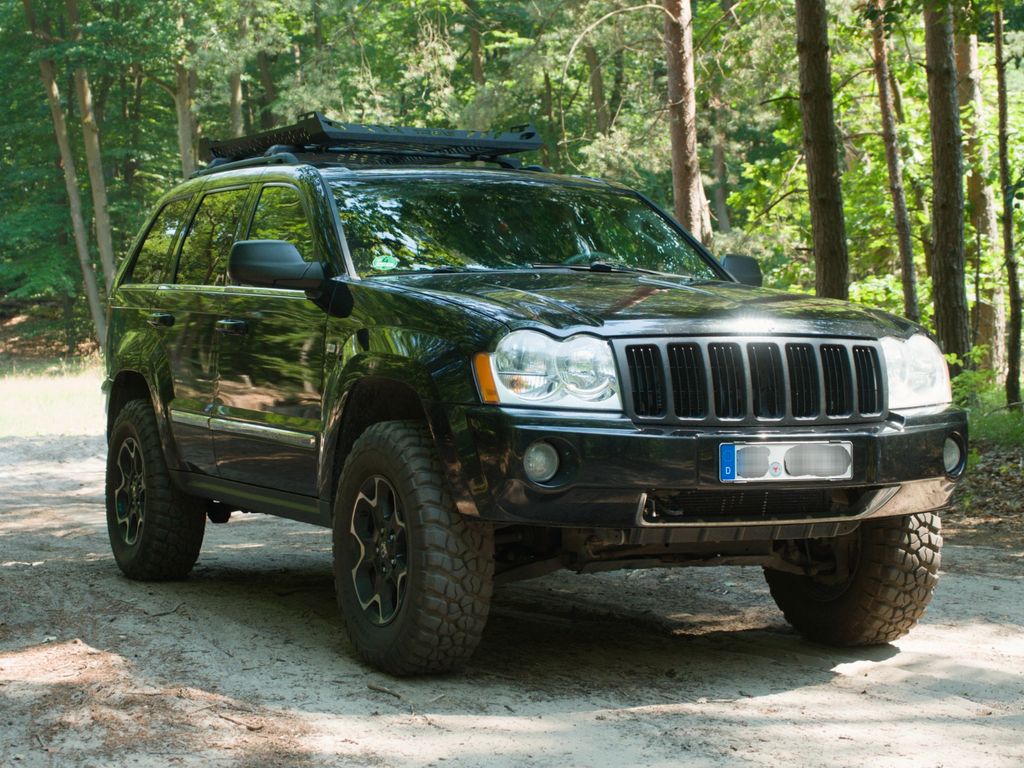 Bild des Angebotes Jeep 5.7 HEMI V8 | LPG | 2,5" Lift | Flowmaster