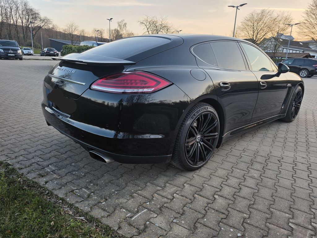 Bild des Angebotes Porsche Panamera 4 -