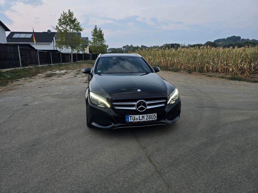 Bild des Angebotes Mercedes-Benz C-Klasse C220d Burm|Pano|H-Up|Shz|Assist|Kamera