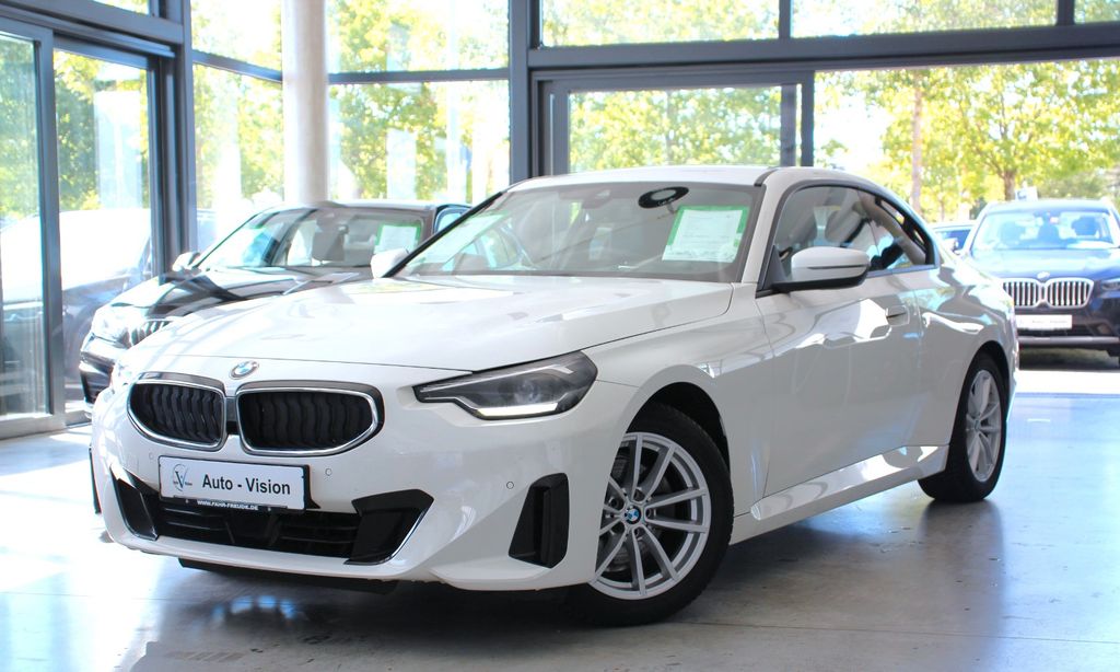 Bild des Angebotes BMW 220i Advantage (G42) *LED*HiFi*SHZ*AppleCarPlay
