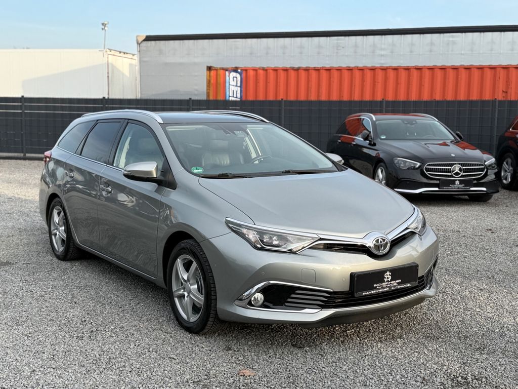 Bild des Angebotes Toyota Auris Touring Sports Executive
