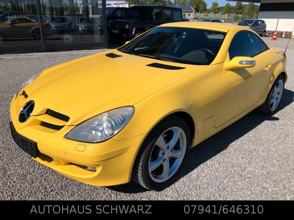 Bild des Angebotes Mercedes-Benz SLK 200 KOMPRESSOR*BVB Sonderfarbe BVB*