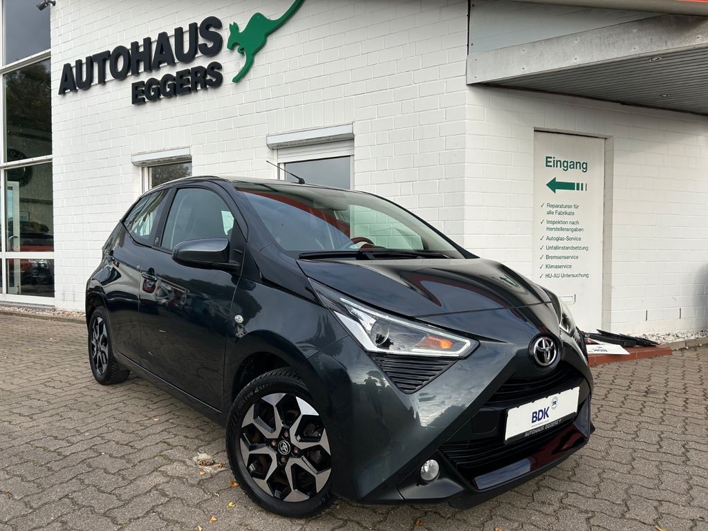 Bild des Angebotes Toyota Aygo x-play Team D/5TRG/KAM/APPLE CP/KLIMA/GJR/