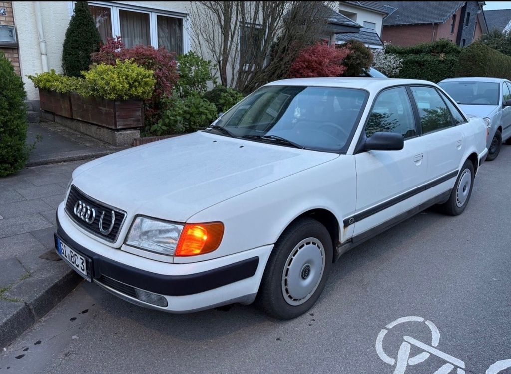 Audi 100 Oldtimer Frischer TÜV