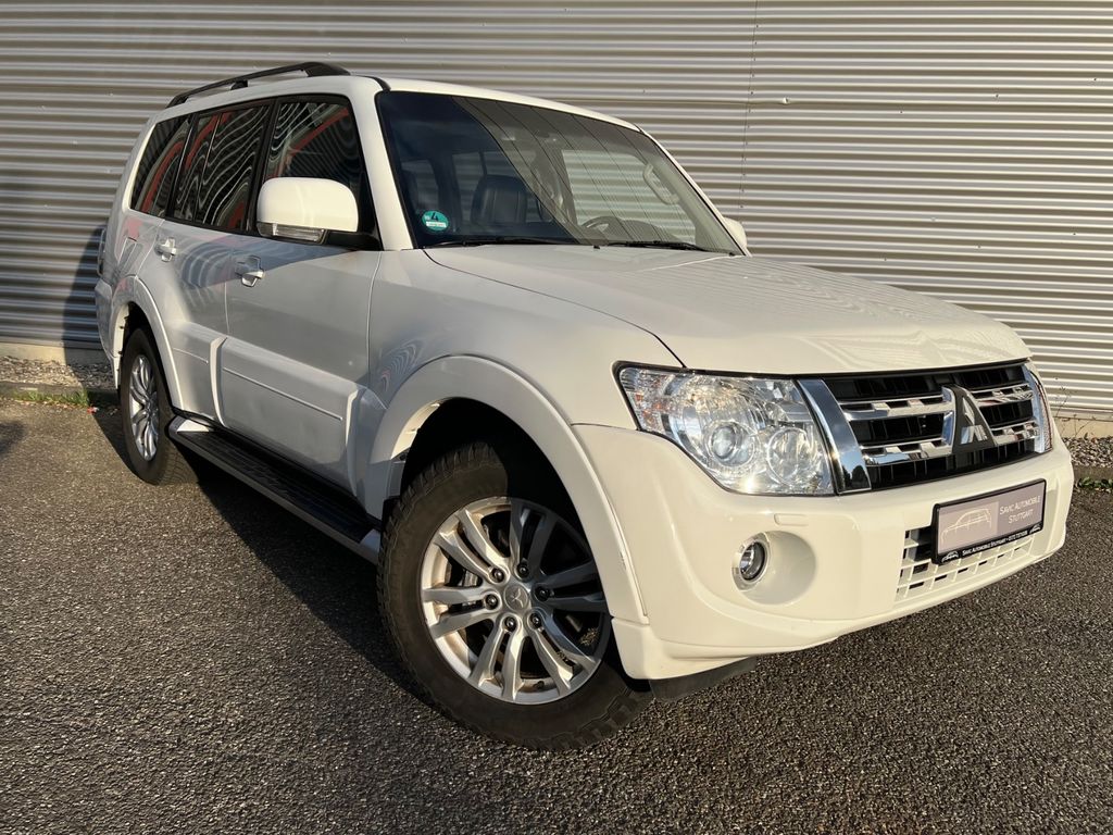 Bild des Angebotes Mitsubishi Pajero 3,2 DI-D 4WD Instyle Autom.7Si*1Hand*VOLL