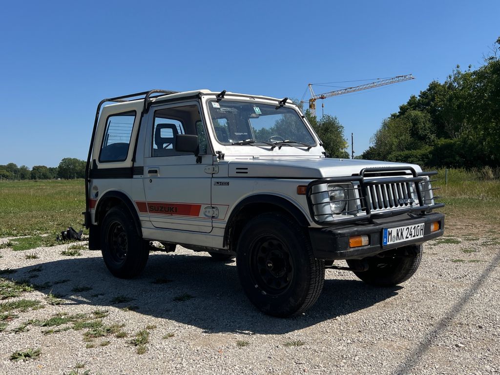 Suzuki SJ410 Cabrio Hard-Top Oldtimer