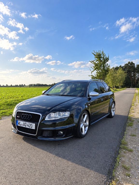 Bild des Angebotes Audi RS4 B7 Avant 4.2 FSI V8 quattro | 420 PS
