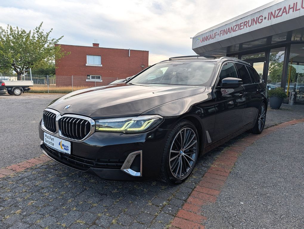 Bild des Angebotes BMW 530 d Touring xDrive Luxury Line Voll!
