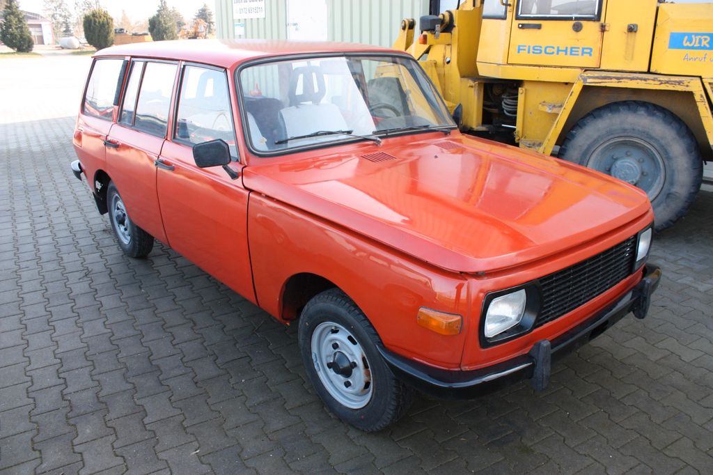 Bild des Angebotes Wartburg 353 Tourist 2-Takt inkl. Gutachten