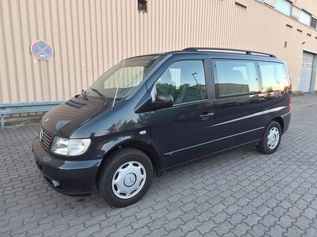 Mercedes-Benz V 220