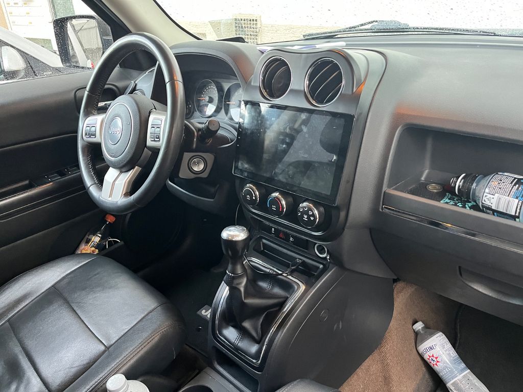 Jeep Patriot 4x2 2.0 Alarm Notbremsassistent