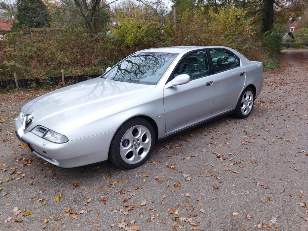 Bild des Angebotes Alfa Romeo 166 3.0 V6 24V Sportronic mit el. Schiebedach