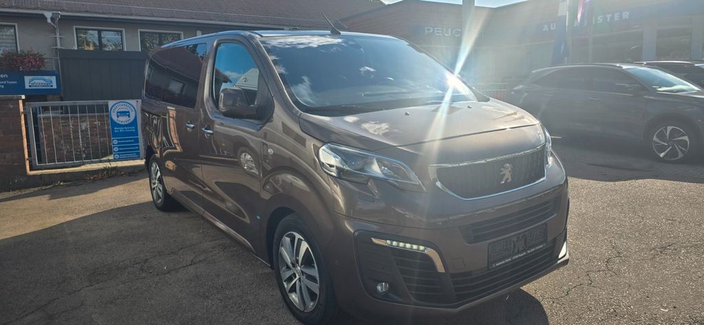 Bild des Angebotes Peugeot Traveller Allure L2 WR*AHZV*LEDER*8 SITZER*LEDER