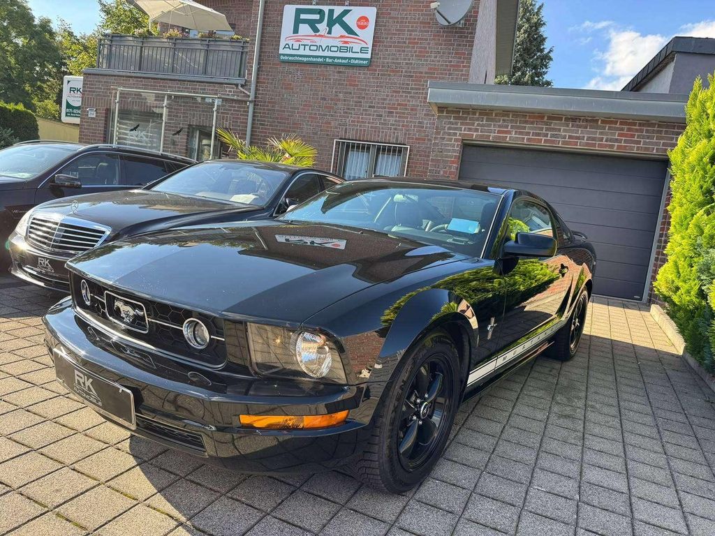 Bild des Angebotes Ford Mustang Pony Paket mit Schaltgetriebe
