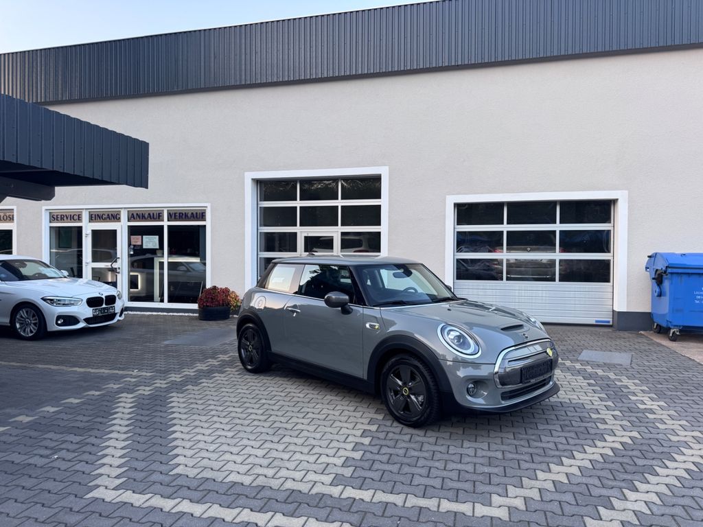 Bild des Angebotes MINI COOPER SE 3-trg. Trim S LED Navi Autom