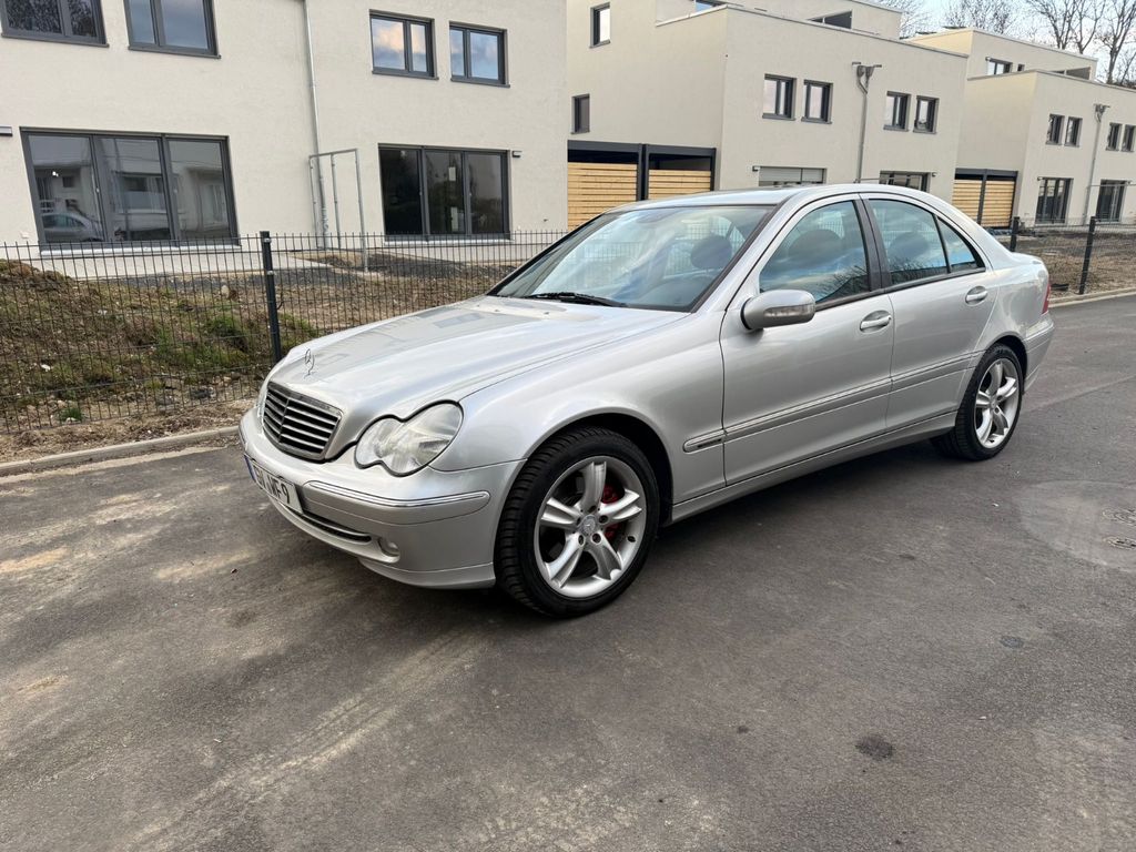 Bild des Angebotes Mercedes-Benz C240