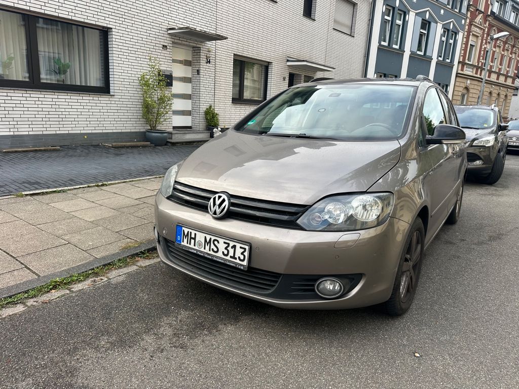 Bild des Angebotes Volkswagen Golf Plus 1.6 TDI DSG BlueMotion Tech MATCH ...