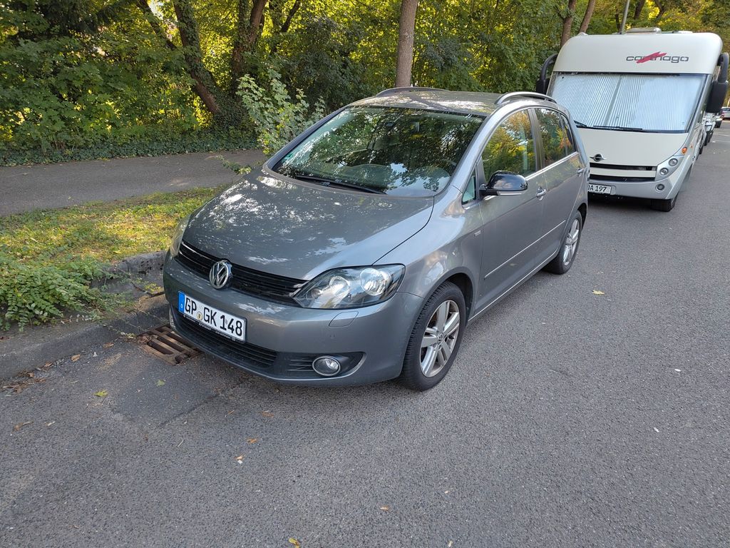 Bild des Angebotes Volkswagen Omas Golf Plus TDI DSG MATCH AhK Technik Paket