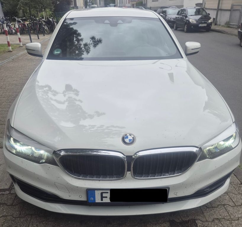 Bild des Angebotes BMW 520d *Garagenauto*