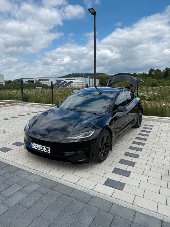 Tesla Model 3 Performance 2026