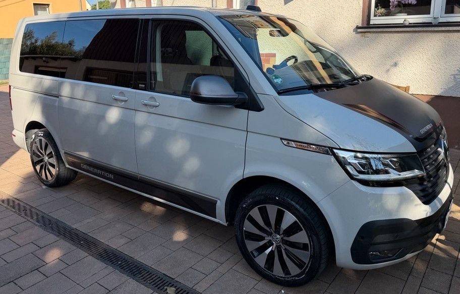 Volkswagen VW T6.1 Multi-GenSix-150PS-DSG-7Sitze-StHz-Leder