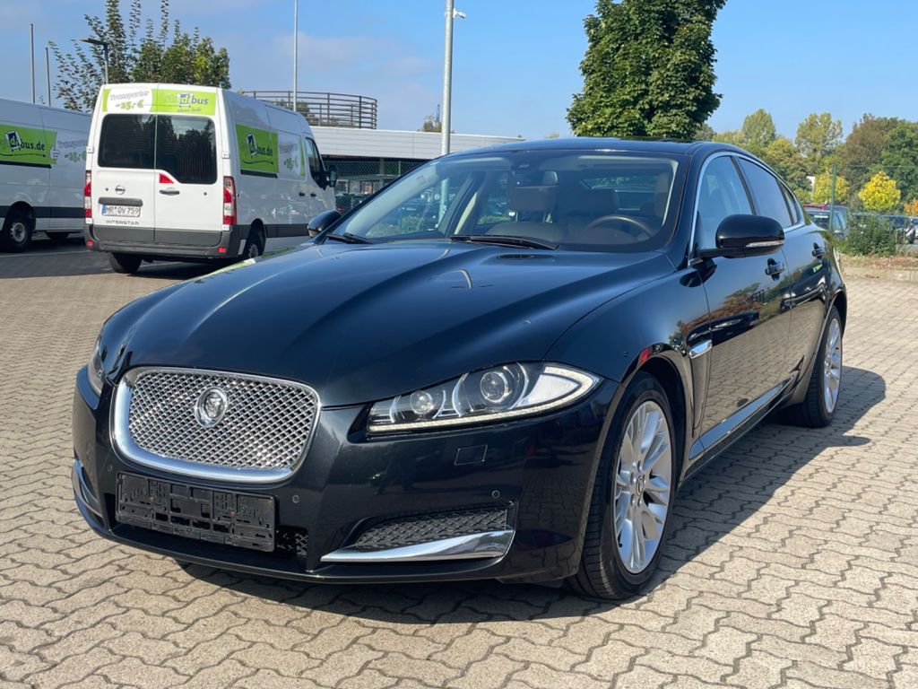 Bild des Angebotes Jaguar XF 2.2 Diesel/Schiebedach/Kamera/Tempomat/ HUneu