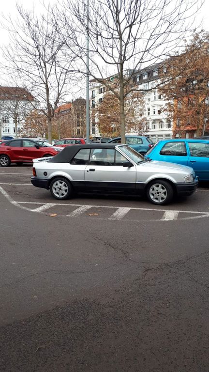 Ford Escort Cabrio XR3i