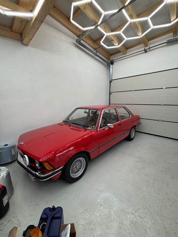 BMW 318 Restauriert Neu Lackiert 1a Karosserie