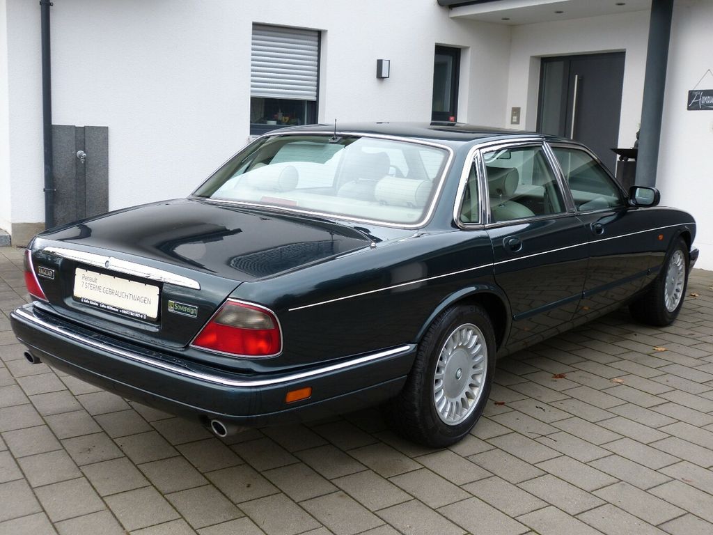 Bild des Angebotes Jaguar Sovereign 4.0 [LEDER/KLIMA/SHZ/TEMPOMAT]