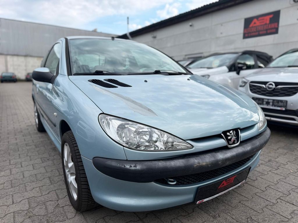 Bild des Angebotes Peugeot 206 TÜV NEU, Klima, Automatik, 2.Hand
