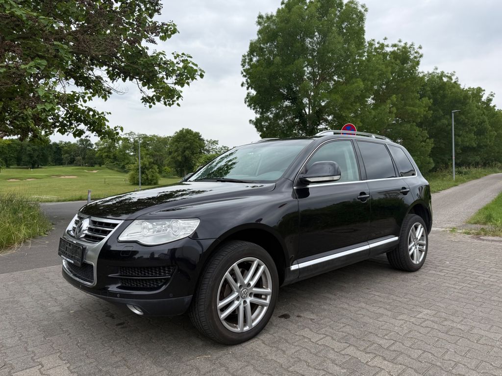 Bild des Angebotes Volkswagen Touareg 3.0 TDI V6 XENON*PDC*KLIMA*AHK*LEDER*TEM