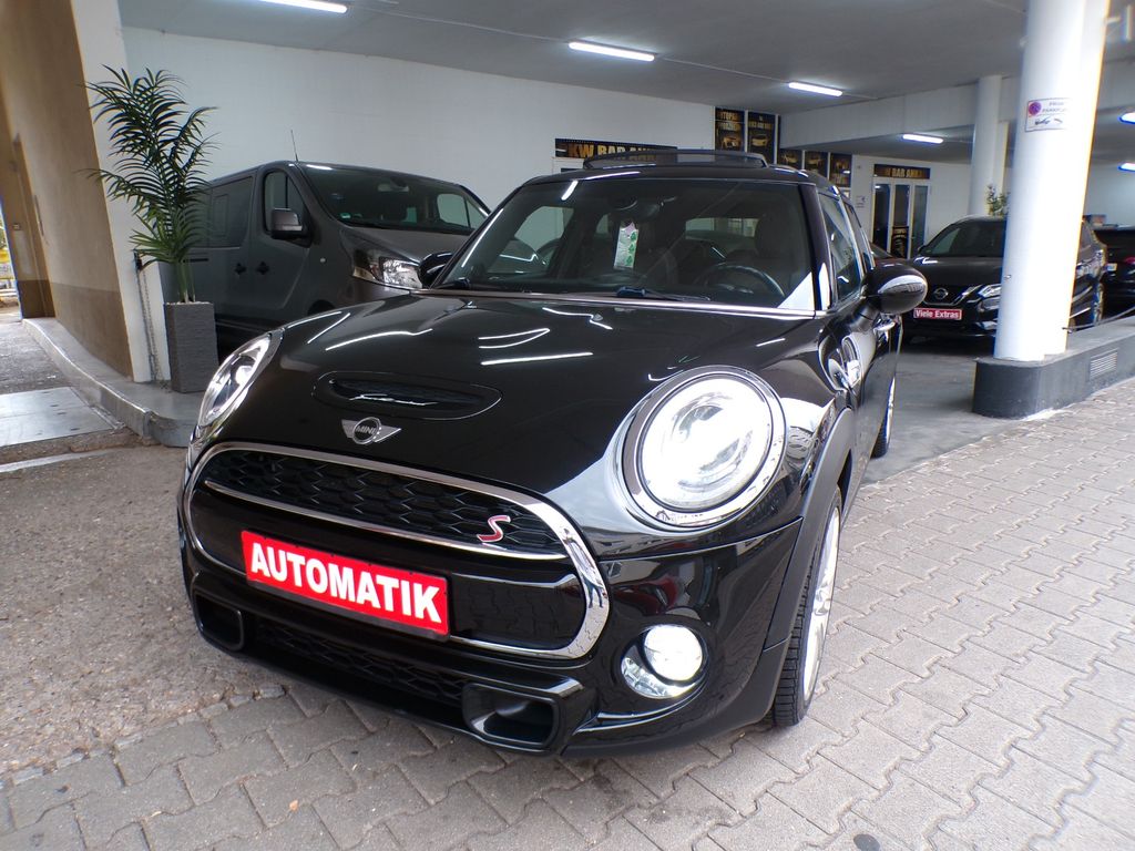 Bild des Angebotes MINI COOPER_SD Mini/Automatik/Pano.elektr/Leder/Navi/