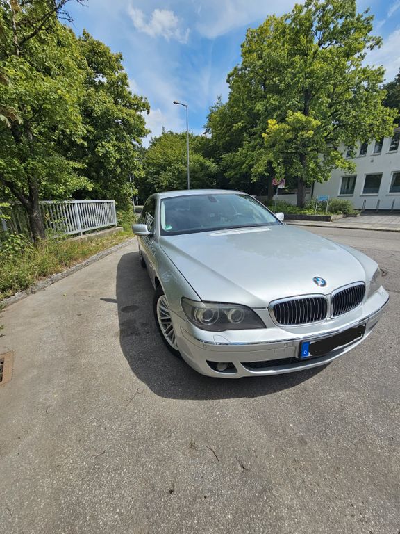 Bild des Angebotes BMW 730d A - 2007