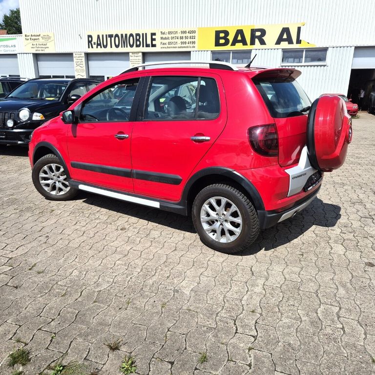 Volkswagen Fox 1,6i CROSS 64000 KM 5 TÜR TÜV 10.28 ALU KLIM