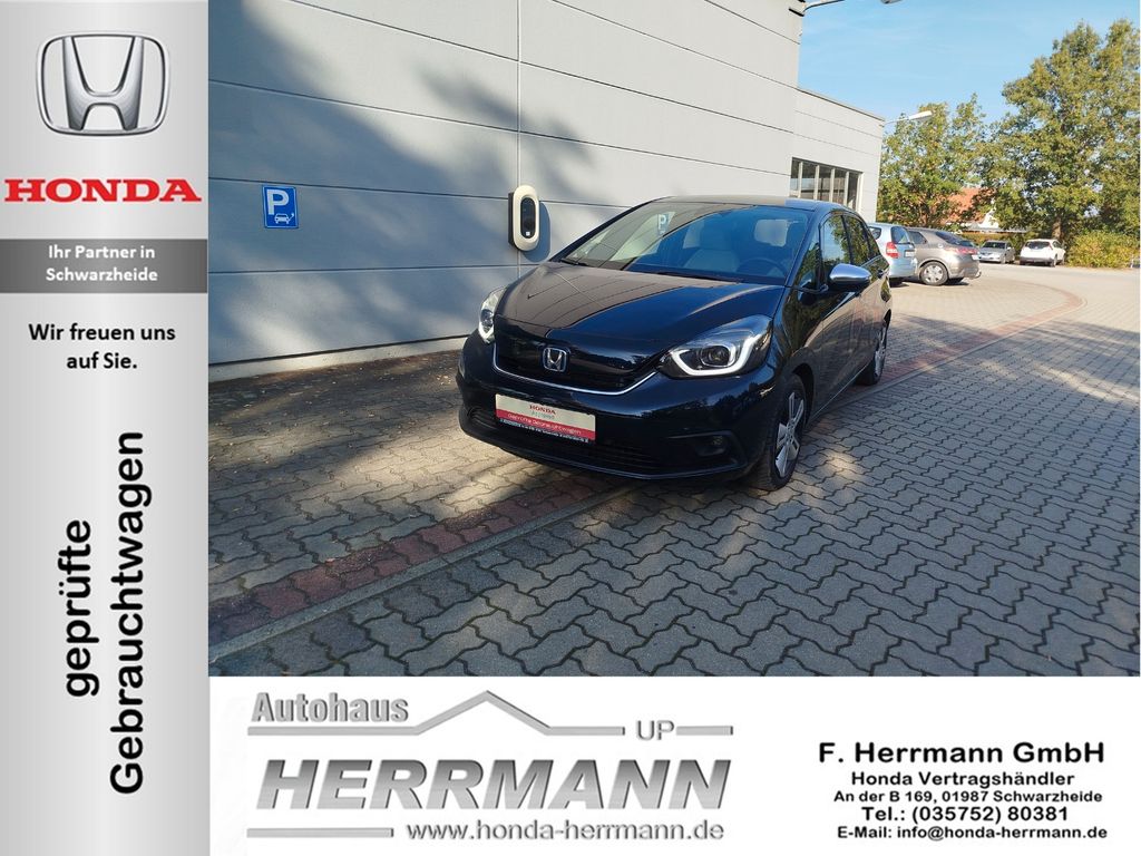 Bild des Angebotes Honda Jazz 1.5 i-MMD Hybrid Executive, Allwetterreifen