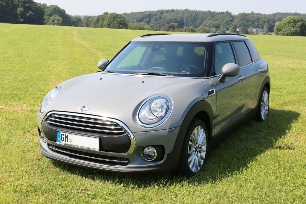 Bild des Angebotes MINI One Clubman (Moonwalk Grey metallic)