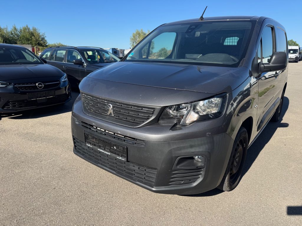 Bild des Angebotes Peugeot Partner Premium L1 5 Stück Klima PDC Navi