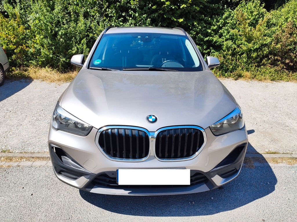Bild des Angebotes BMW X1 xDrive Panorama Parkassistent Sport Line AHK