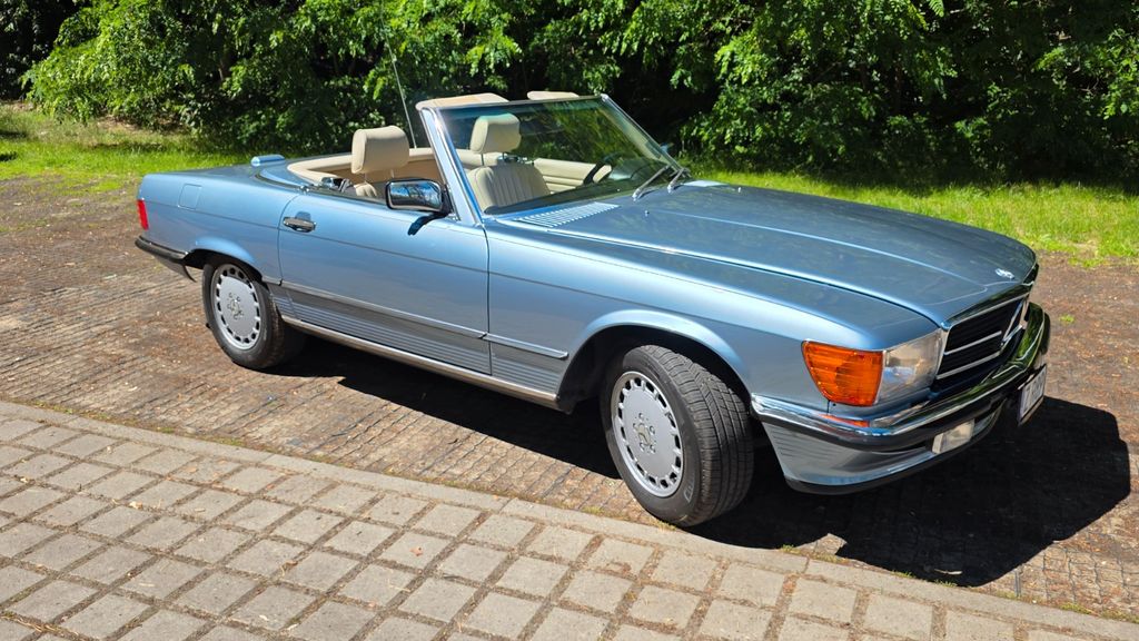 Bild des Angebotes Mercedes-Benz SL 560 V8, matching, renovation.