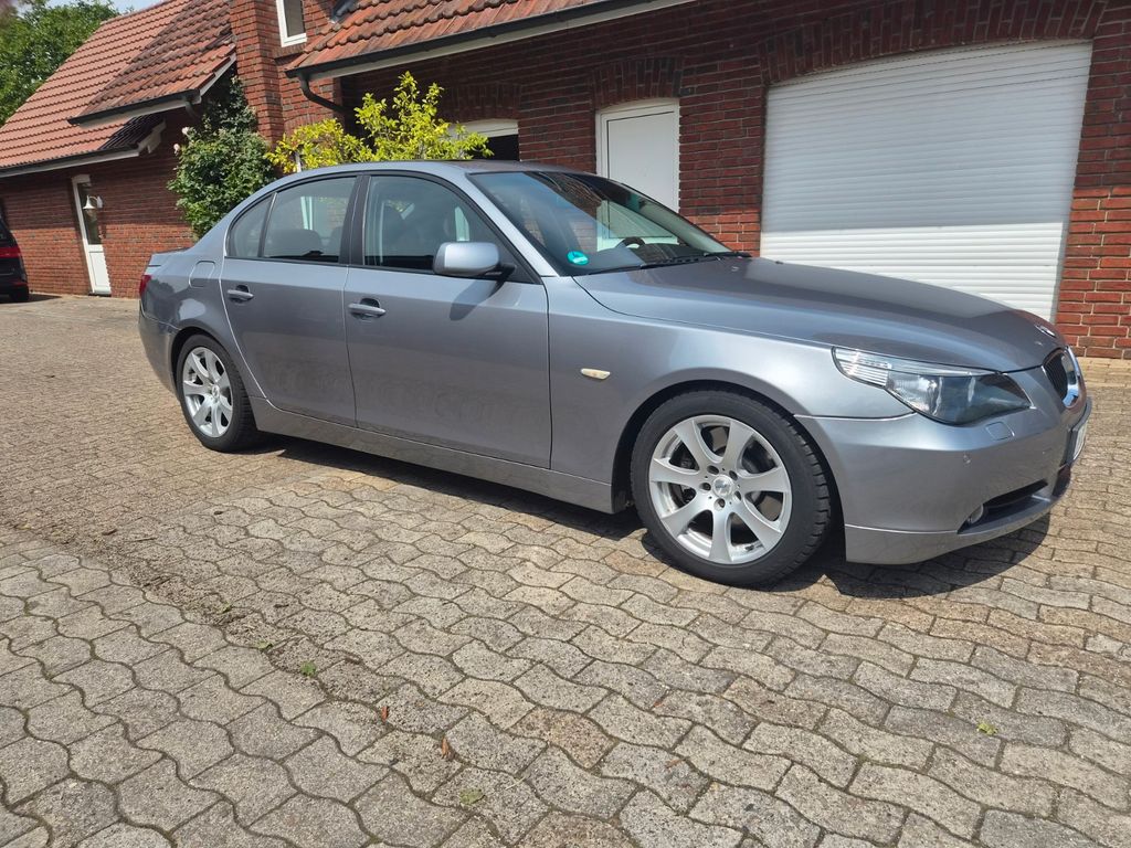 Bild des Angebotes BMW 545i A -