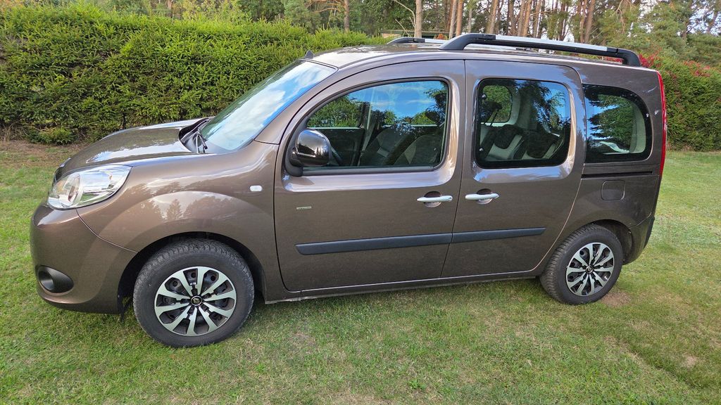 Bild des Angebotes Renault Kangoo BLUE dCi 115 Limited Limited