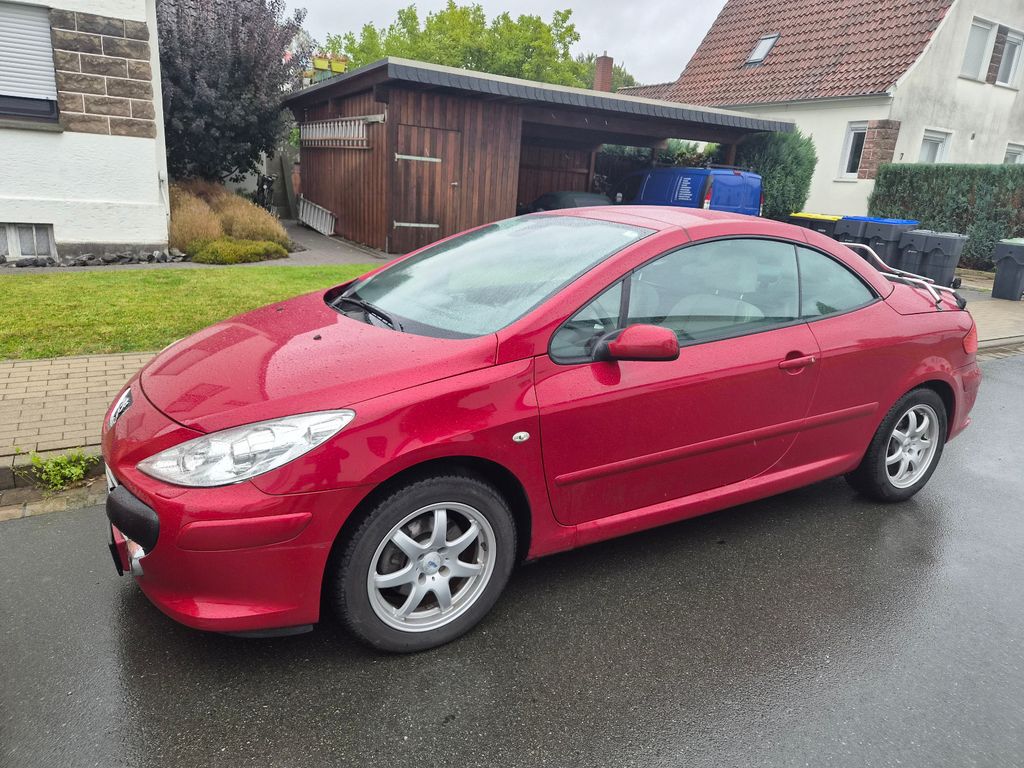 Bild des Angebotes Peugeot 307 CC Cabrio-Coupe Tendance Autom. 68.000KM