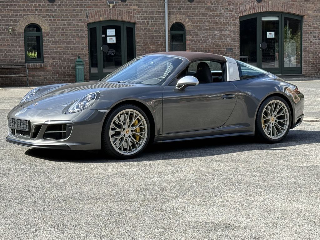 Bild des Angebotes Porsche 991 911 Targa 4 GTS KERAMIK PCCB*LIFTSYSTEM*BOSE
