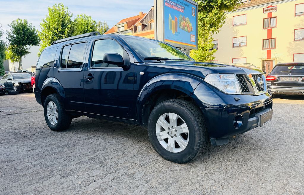 Bild des Angebotes Nissan Pathfinder 2.5 dCi SE 4WD 7-Sitzer Klima PDC AHK