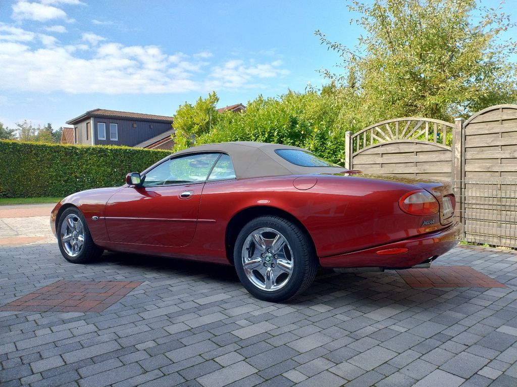 Bild des Angebotes Jaguar XK8 Cabriolet -