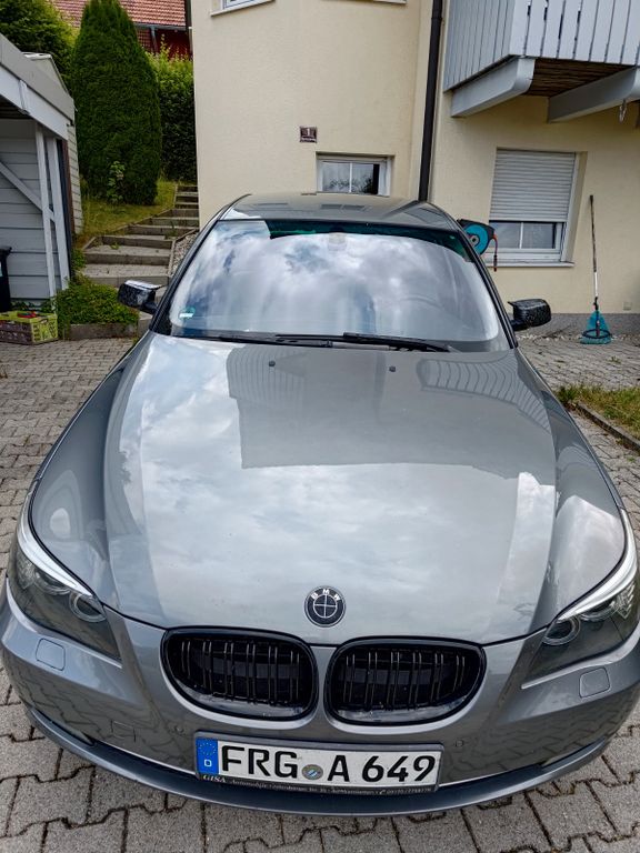 Bild des Angebotes BMW 530xi A -